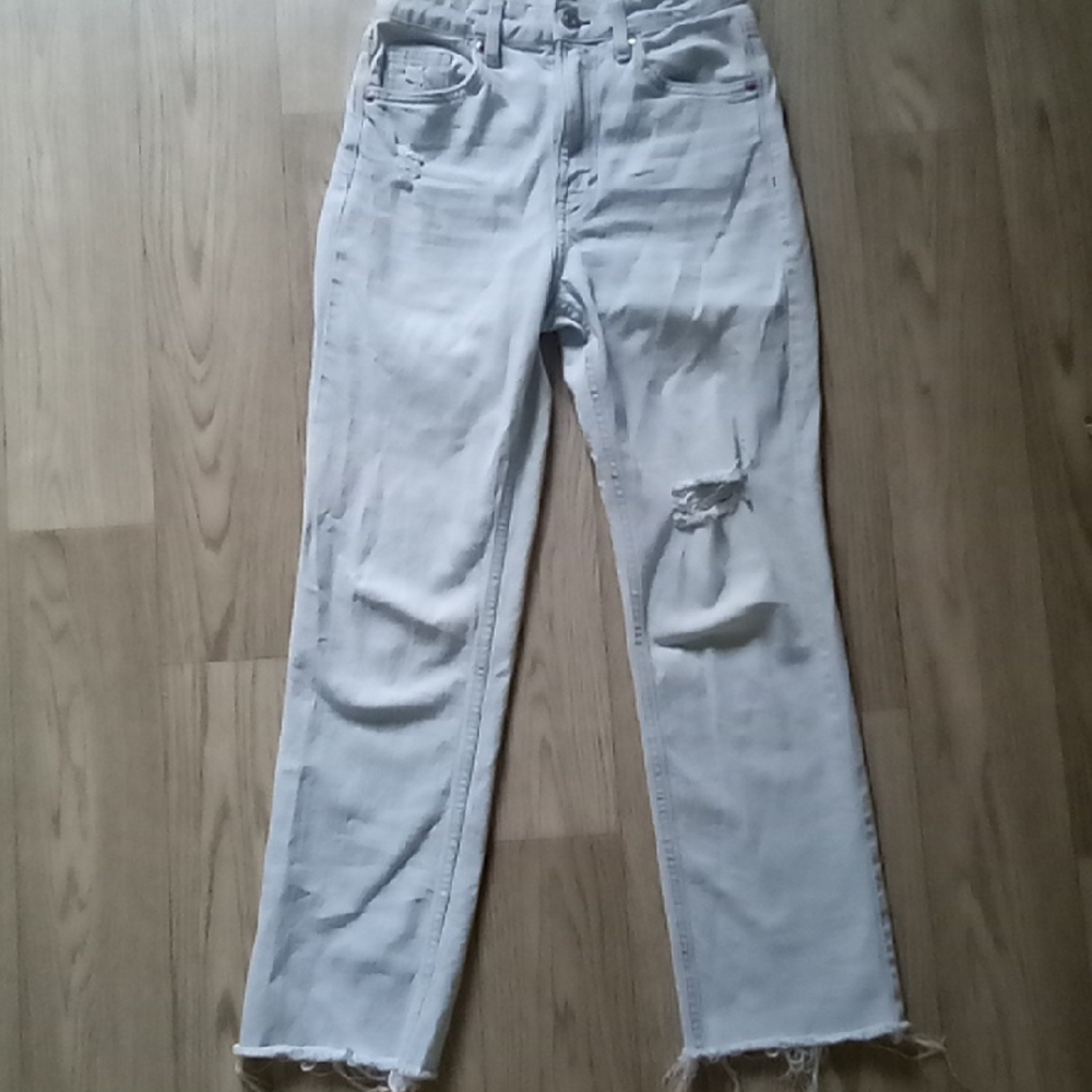 Women's Light Wash High Waisted Jeans